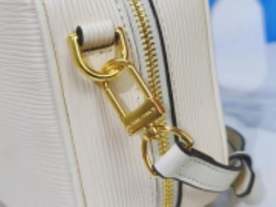 wholesale quality louis vuitton m12009 white